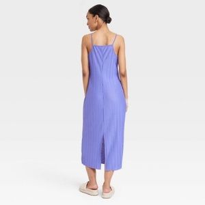 NWT Sleeveless Midi Plisse Dress